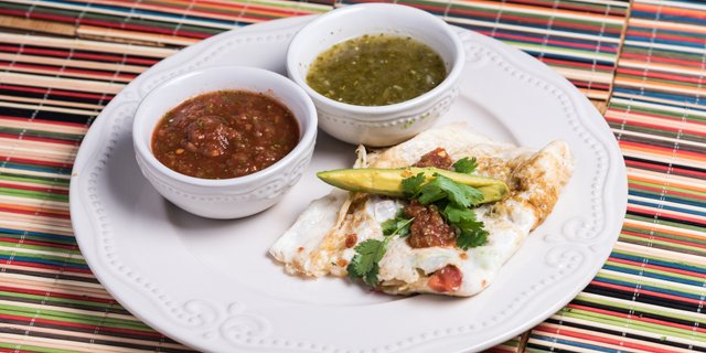 Mexican Egg White Omelette